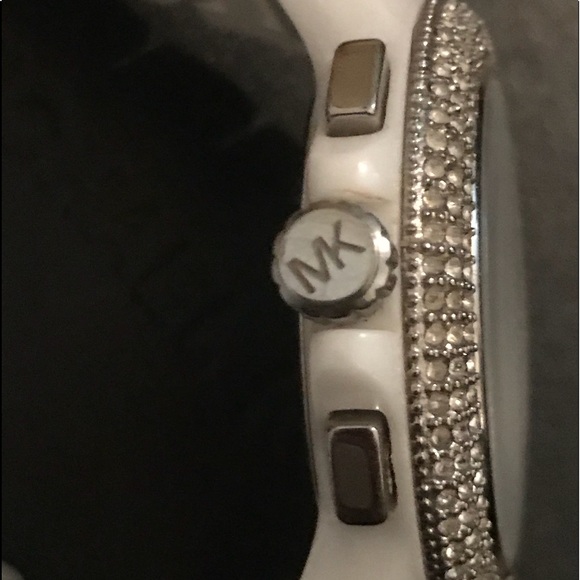 SOLD - Picture 4 of 5